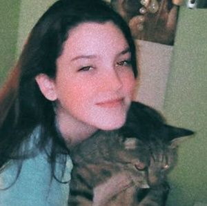 Meet your Posher, Lydia